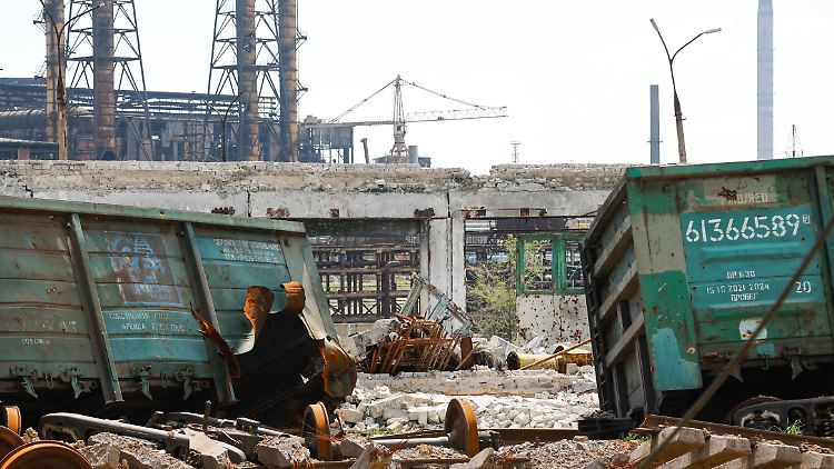 Russische Truppen hatten das Stahlwerk tagelang unter Beschuss genommen.