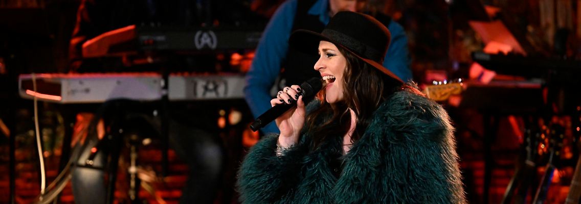 Nightwish-Frontfrau Floor Jansen gibt die Richtung vor - Quelle RTL Markus Hertrich.jpeg
