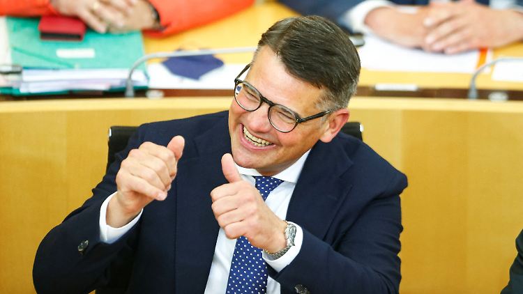 Rhein erhielt 74 der 137 abgegebenen Stimmen - nötig wären 69 gewesen.