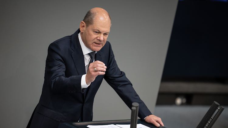 Bundeskanzler Olaf Scholz bei der Generaldebatte
im Bundestag.