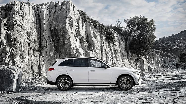 Für den GLS als Plug-in-Hybrid verspricht Mercedes eine rein elektrische Reichweite von bis zu 100 Kilometern.