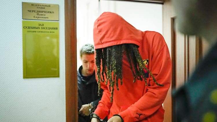 Die in Russland festgehaltene Brittney Griner nach einer Anhörung im Mai 2022.