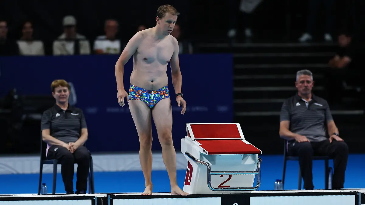 2024-07-29T151104Z-1873440246-UP1EK7T166EBE-RTRMADP-3-OLYMPICS-2024-SWIMMING