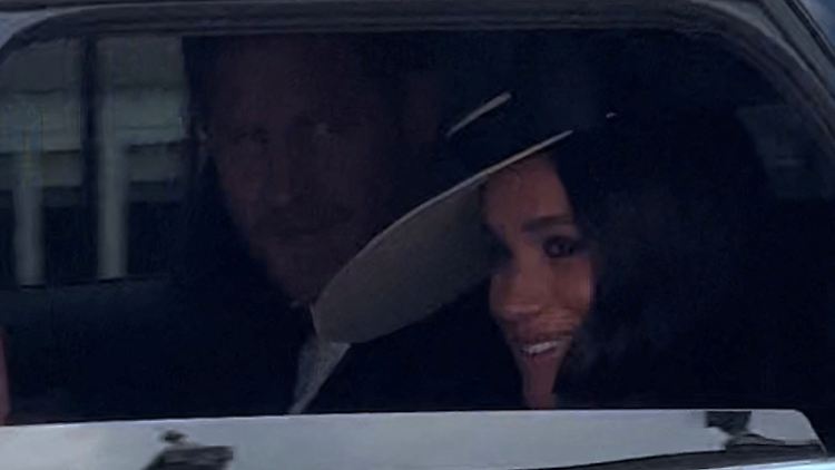 Ja, sie sind tatsächlich in London, wie etwa diese Aufnahme belegt: Prinz Harry und Herzogin Meghan.