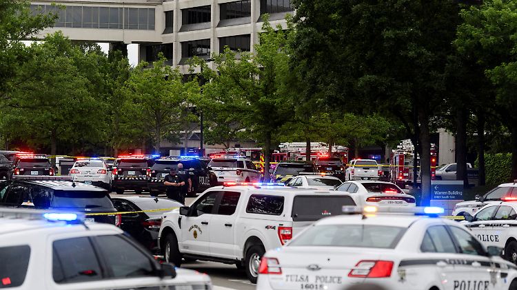 Ein Arzt, eine Ärztin, eine Rezeptionistin und ein Patient kamen bei dem bewaffneten Angriff in Tulsa ums Leben. Der Täter tötete sich selbst.