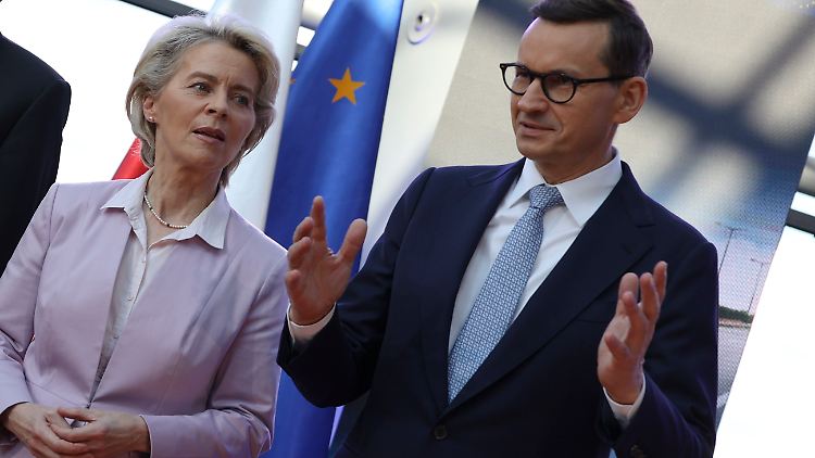 Polens Ministerpräsident Mateusz Morawiecki ist von der mangelnden Unterstützung vieler europäischer Staaten für die Ukraine enttäuscht.