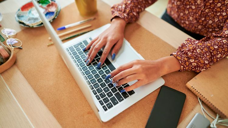 Das Papier sieht unter anderem vor, dass öffentliche
Aufträge vermehrt an Startups vergeben werden sollen.