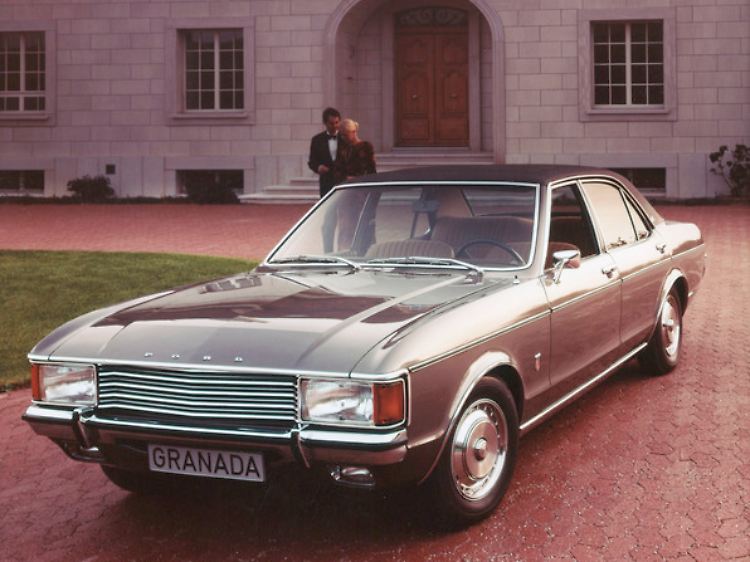 Luxus der 1970er: Das Chrom blitzt und in der Topversion GLX des Taunus-Nachfolgers zeigt sich ein schniekes Kunstlederdach.