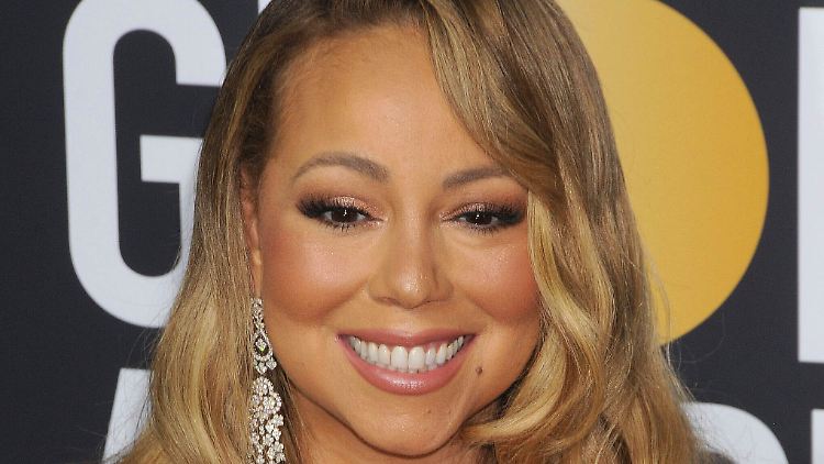 Bei Spotify knackte Mariah Carey mit "All I Want For Christmas Is You" die Marke von einer Milliarde Streams.