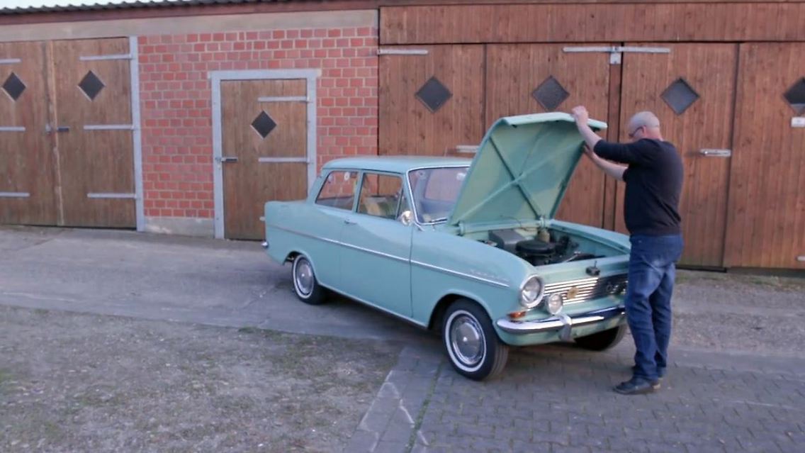 kadett22.jpg