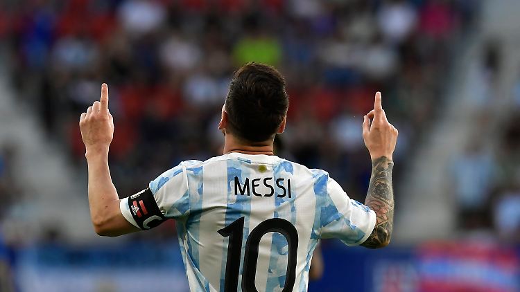 Lionel Messi greift mit Argentinien ein letztes Mal an.