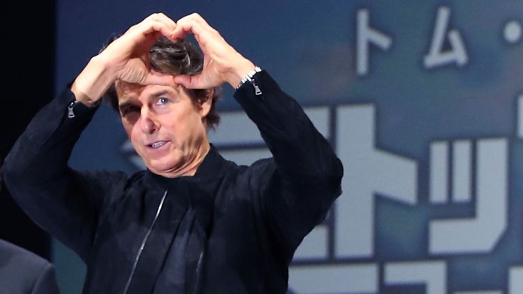 Danke an alle, die sich 'Top Gun: Maverick' angeschaut haben", bedankt sich Cruise bei seinen Fans.