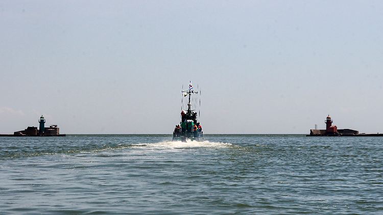 Der russischen Flotte sei die "totale Kontrolle über den Nordwesten des Schwarzen Meers entzogen" worden, hieß es aus Kiew.
