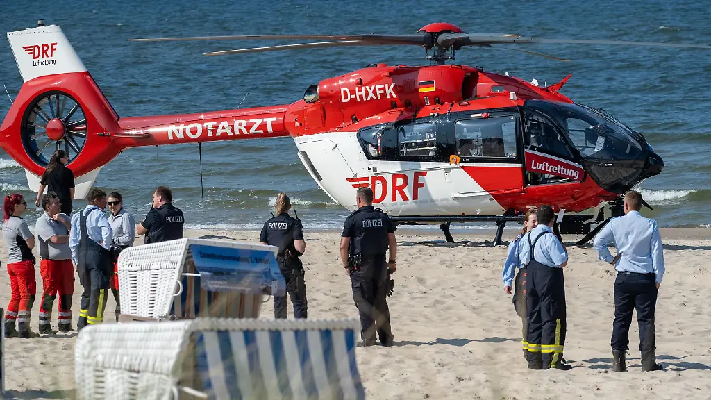 Rettungskraefte-suchen-in-Boltenhagen-vergeblich-nach-einem-vermissten-Badegast-Am-Sonntagmorgen-entdecken-Einsatzkraefte-den-Leichnam-des-Mannes
