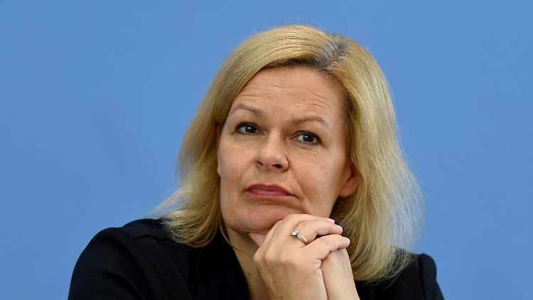 Bundesinnenministerin Faeser will auch die Fachkräfteeinwanderung umgestalten.