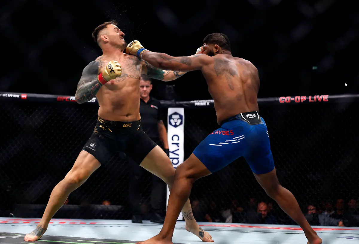 2024-07-28T041542Z-332368959-UP1EK7S0BU3BD-RTRMADP-3-MMA-UFC-UFC304