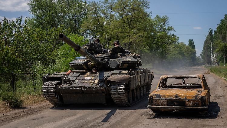 Ein Panzer der Ukraine nahe Donezk.