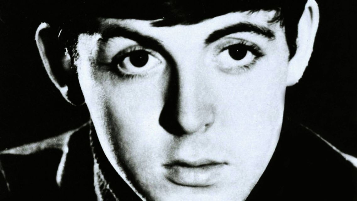 Denn die tragische Geschichte ihres Todes, als McCartney erst 14 Jahre alt war, …