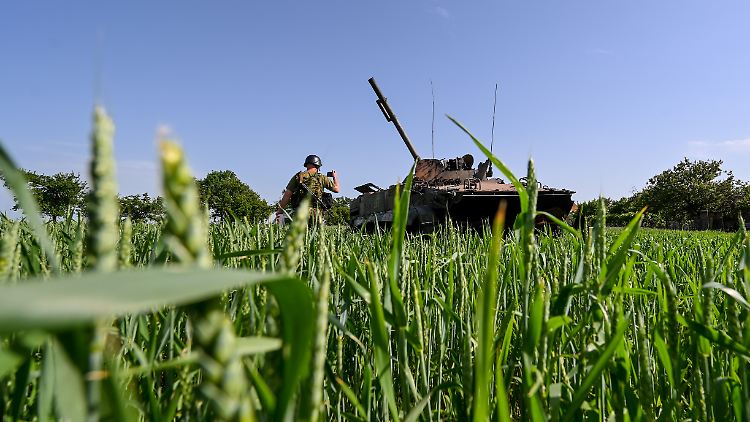 Das Landwirtschaftsministerium will einen Teil des Getreides in mobilen Silos zwischenlagern.