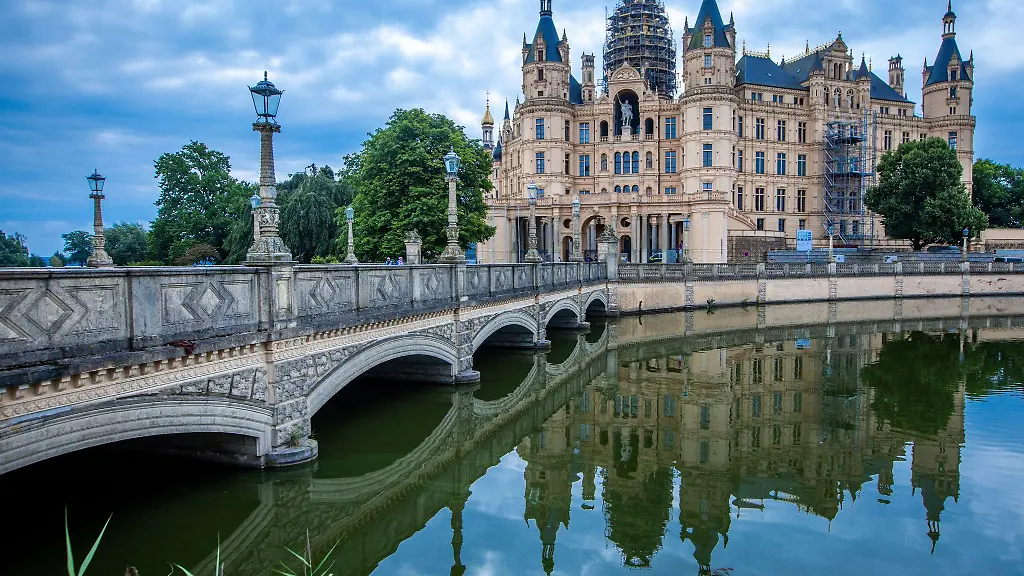 Als-Weltkulturerbe-duerfte-das-Schweriner-Schloss-noch-bekannter-werden