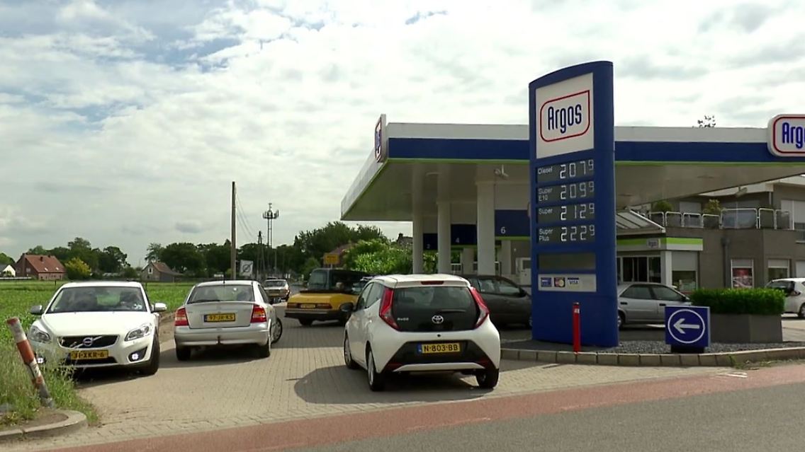 Tankstelle.JPG