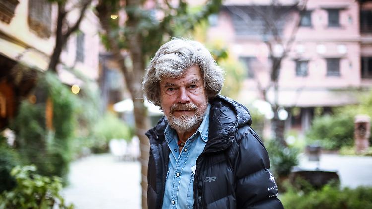 Reinhold Messner will den Schuh seines Bruders selbst abholen.
