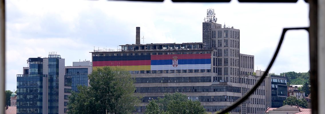 290488052.jpg