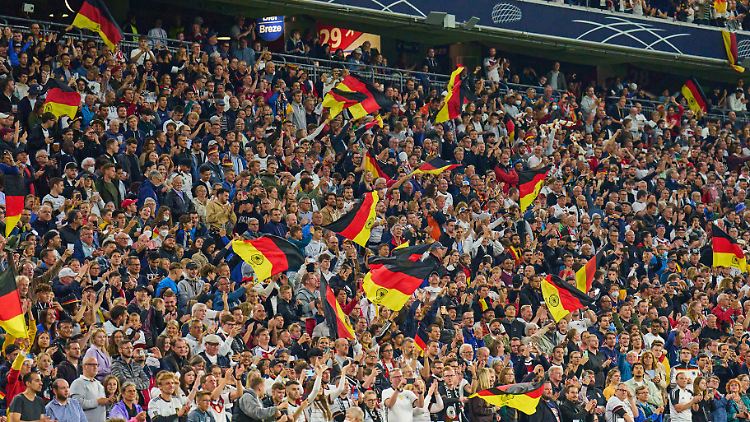 Gegen Ende der Partie in München am vergangenen Dienstag war es zu dem rassistischen Vorfall gekommen