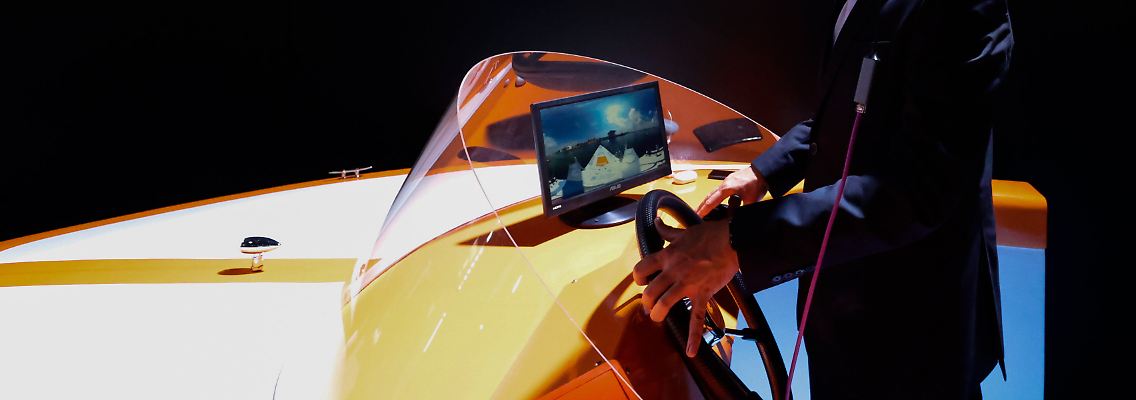 Virtuelle Welten sollen die Autoindustrie und ihre potenziellen Käufer i Zukunft verbinden. Die Idee dahinter ist nicht neu und sie ist schon einmal grandios gescheitert.