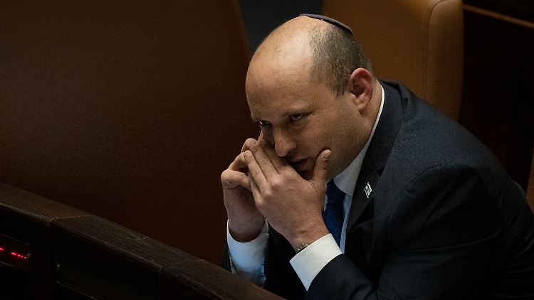 In einer ersten Sitzung verlor Bennetts Regierung die Abstimmung über ein Gesetz über den rechtlichen Status jüdischer Siedler im besetzten Westjordanland.