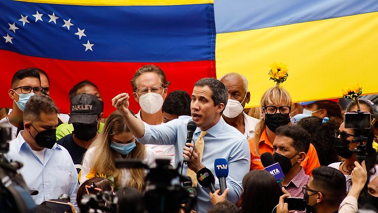 Die USA erkennen Guaidó weiterhin als demokratisch gewählten Übergangsstaatschef Venezuelas an. 