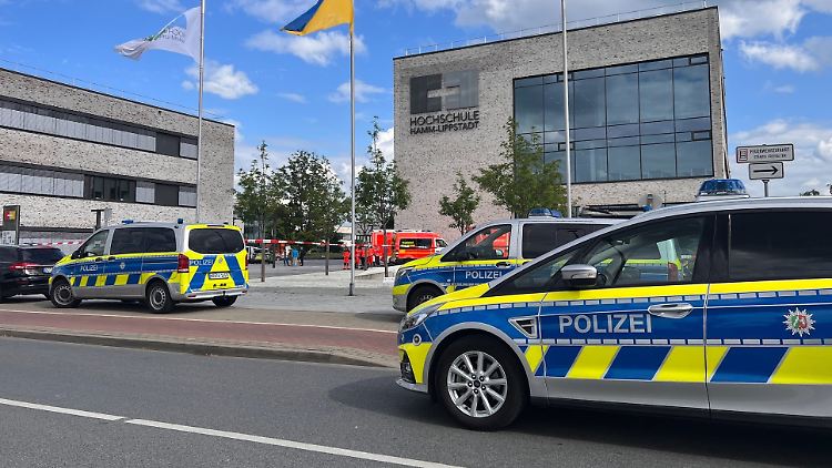Die Hochschule wurde nach dem Messerangriff abgeriegelt.