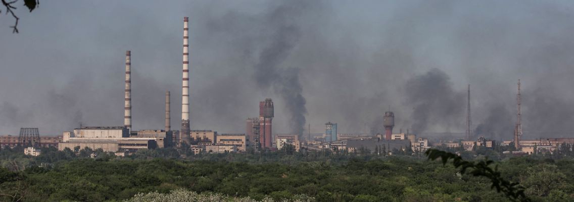 2022-06-11T170945Z_1610586595_RC24PU9PPGX6_RTRMADP_3_UKRAINE-CRISIS-LYSYCHANSK.JPG