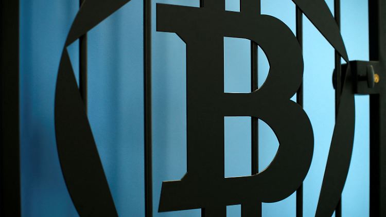 Der Bitcoin-Kurs rutscht in Richtung seiner Tiefstände von Mitte Mai.