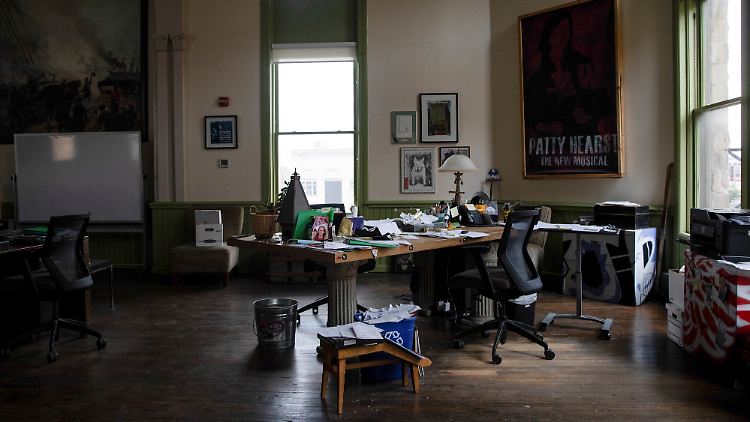 Viele Führungskräfte setzen Homeoffice nach wie vor mit Urlaub gleich.