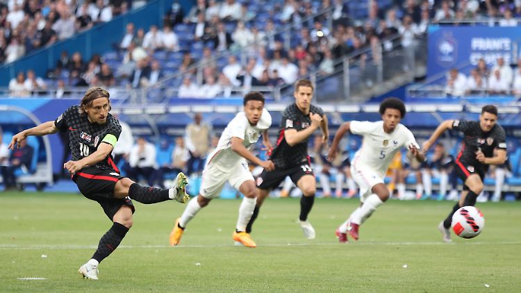 Luka Modric bringt Kroatien schon in der fünften Minute in Führung.