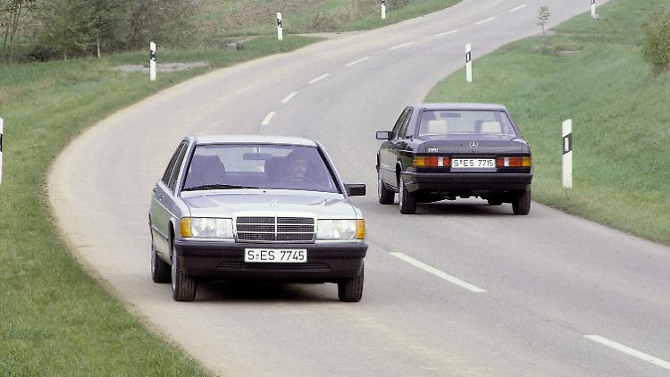 Gut 30 Zentimeter kürzer und zehn Zentimeter schmaler als der bisherige Basis-Benz vom Typ 200 (W 123), irritierte die Limousine sogar Fachmedien.