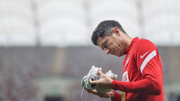 Für wen wird Lewandowski künftig seine Schuhe schnüren?