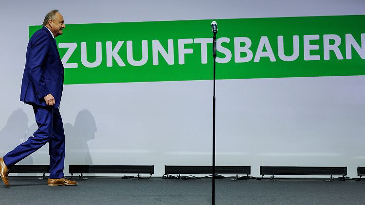 Bauernpräsident Joachim Rukwied fordert angesichts des Ukraine-Kriegs Veränderung, will aber am Umbau der Landwirtschaft zu mehr Nachhaltigkeit festhalten.