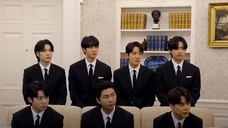 BTS setzen mit dem gemeinsamen Musizieren aus.