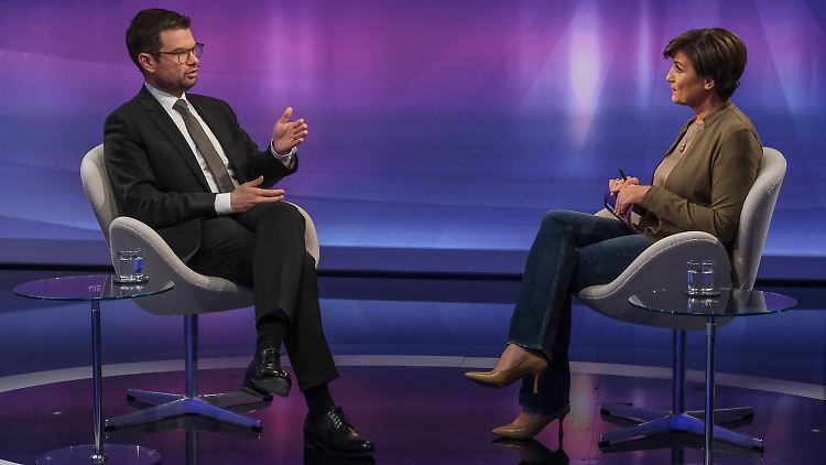 Buschmann verteidigt den Tankrabatt bei Maischberger.