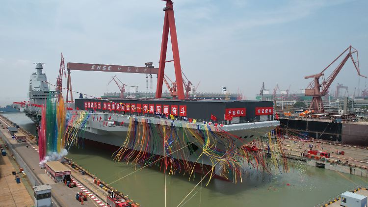 Mit einer Verdrängung von 80.000 Tonnen ist die "Fujian" der größte Träger Chinas.