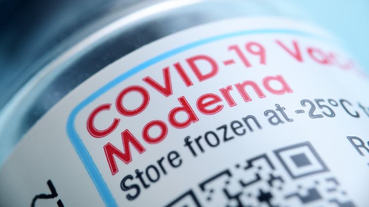Das Bundesgesundheitsministerium hatte bekannt gegeben, zwischen Dezember 2021 und Ende Juni 2022 insgesamt 3,9 Millionen Dosen Corona-Impfstoff von Moderna vernichtet zu haben.