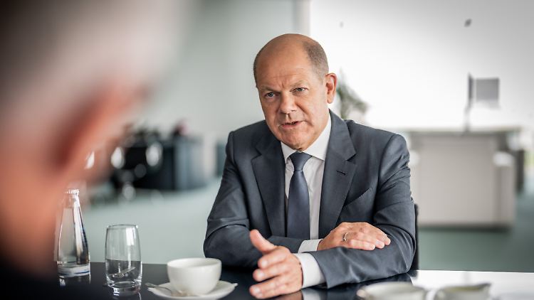 "Sie werden rechtzeitig ankommen", sagt Scholz über die deutschen Waffenlieferungen.