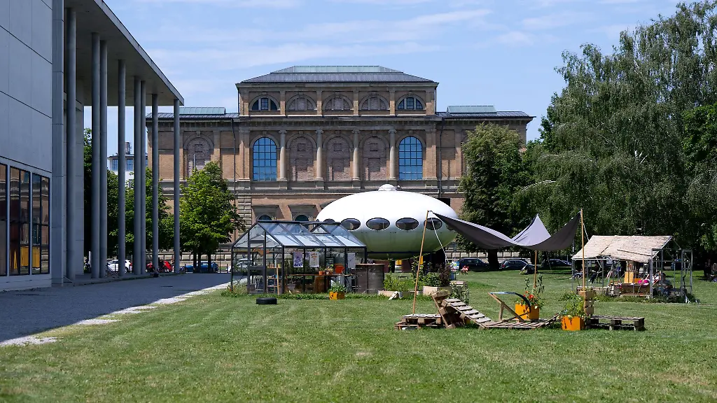 Im-Kunstareal-in-Muenchen-gibt-es-beruehmte-Museen-und-zahlreiche-Wissenschaftseinrichtungen-Landschaftsarchitekten-aus-Paris-sollen-das-Gebiet-nun-neu-gestalten-und-zu-einer-Einheit-fuegen