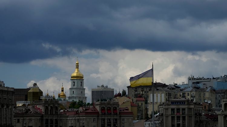 Luftalarm in der ukrainischen Hauptstadt: Nur die Raketenabwehr bewahrt Kiew vor Schaden. 