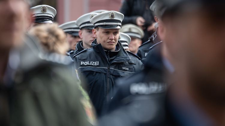 Nach Hass-Äußerungen im Anschluss an die Tötung von zwei Polizeibeamten wurde die Ermittlungsgruppe "Hate Speech" gegründet.