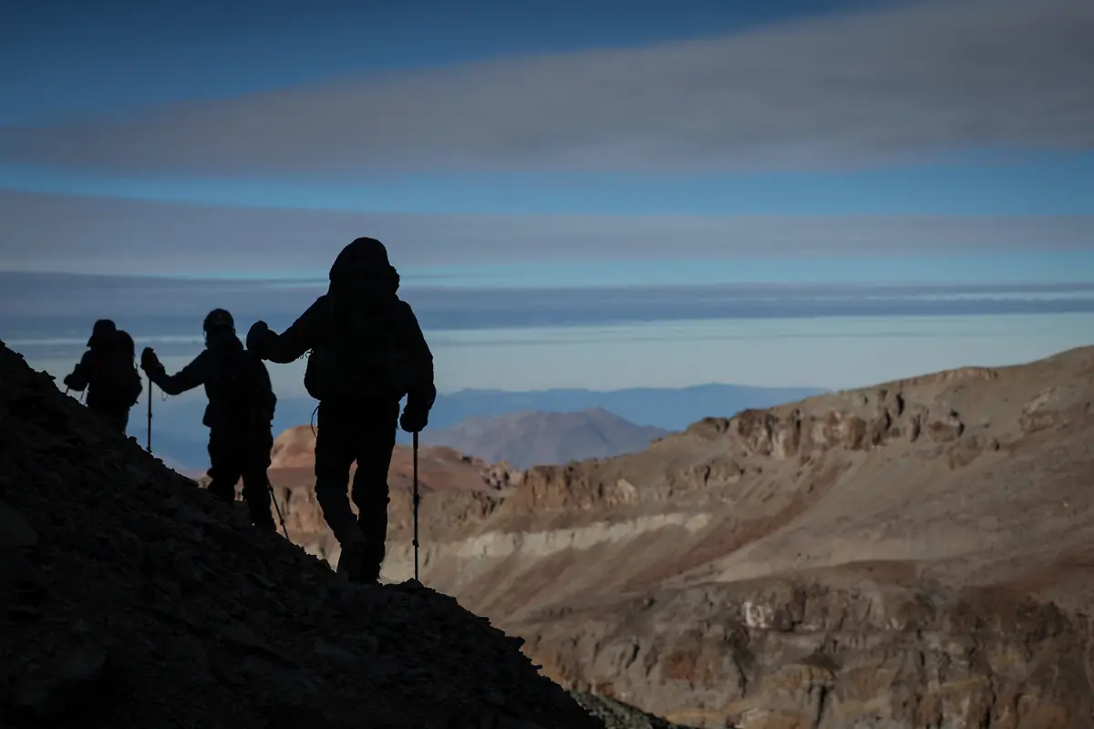2024-07-18T101853Z-14959590-RC2OZ6A0UCQW-RTRMADP-3-ANDES-CLIMATE-CHANGE-MOUNTAINEERING