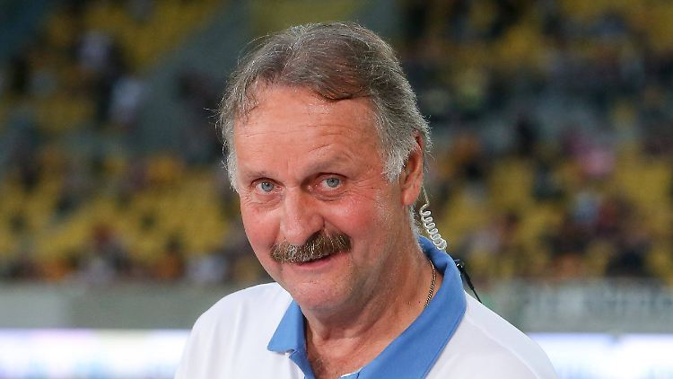 Peter Neururer lebt sein zweites Leben.