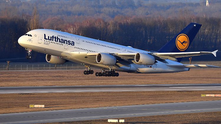 Noch im April hatte Lufthansa-Chef Carsten Spohr der A380 in dem Konzern keine Zukunft mehr bescheinigt. 
